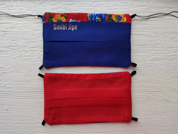 Cubrebocas Rarámuri F - Azul rey con estampado florido