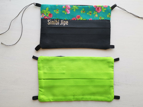 Cubrebocas Rarámuri - Negro liso con flores